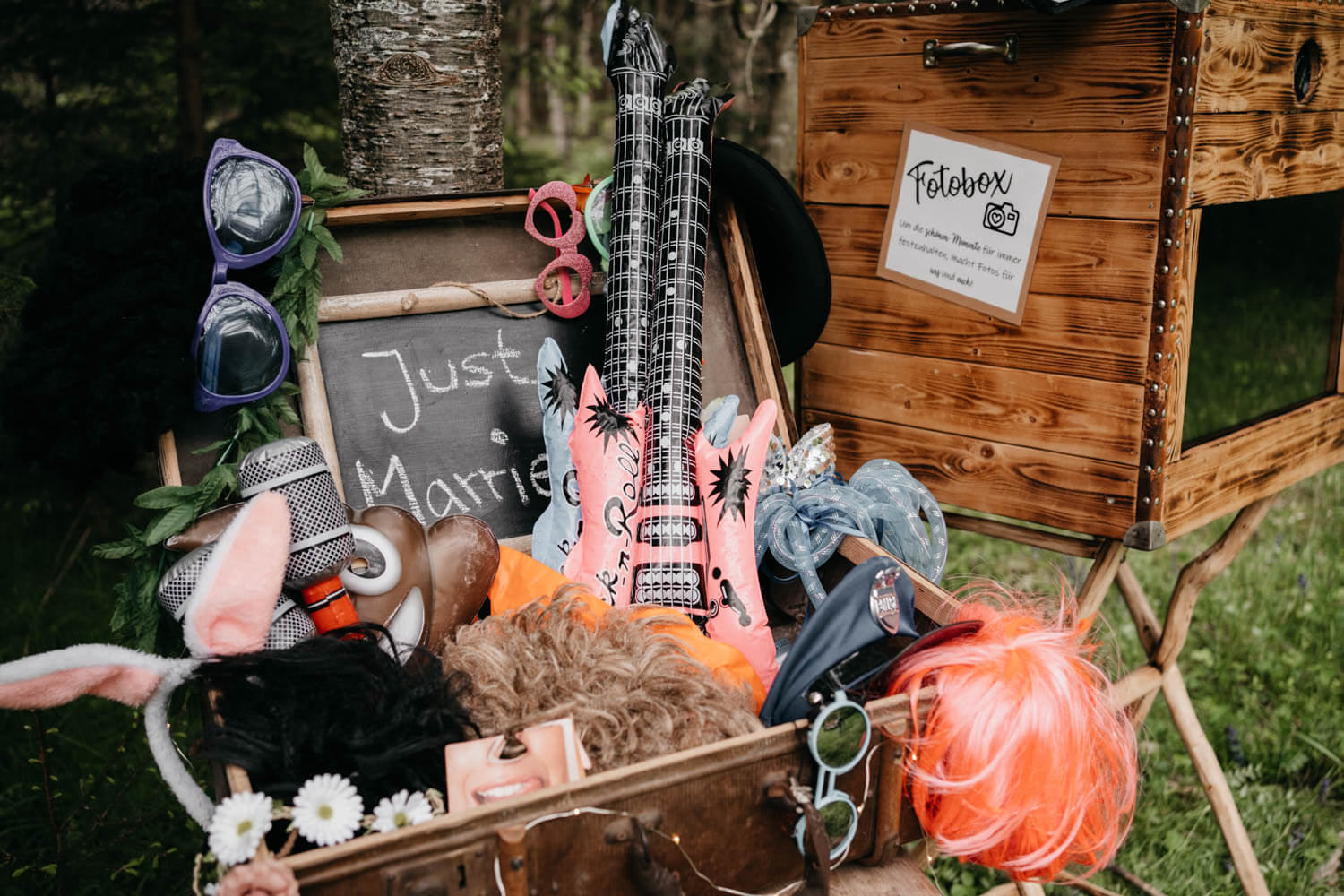 2.Vintage Koffer mit Accessoires1